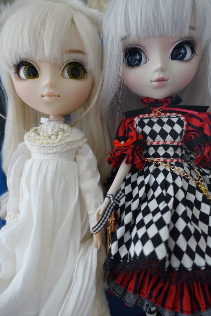 Optical Alice and Nana-chan