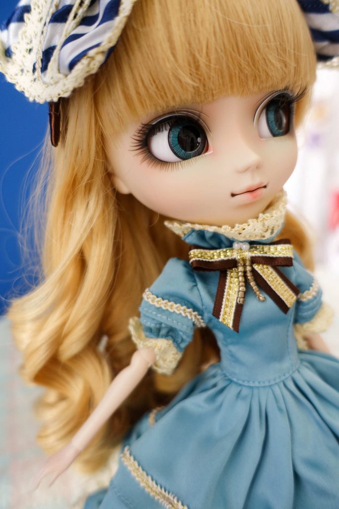 Pullip Classical Alice says bye bye!