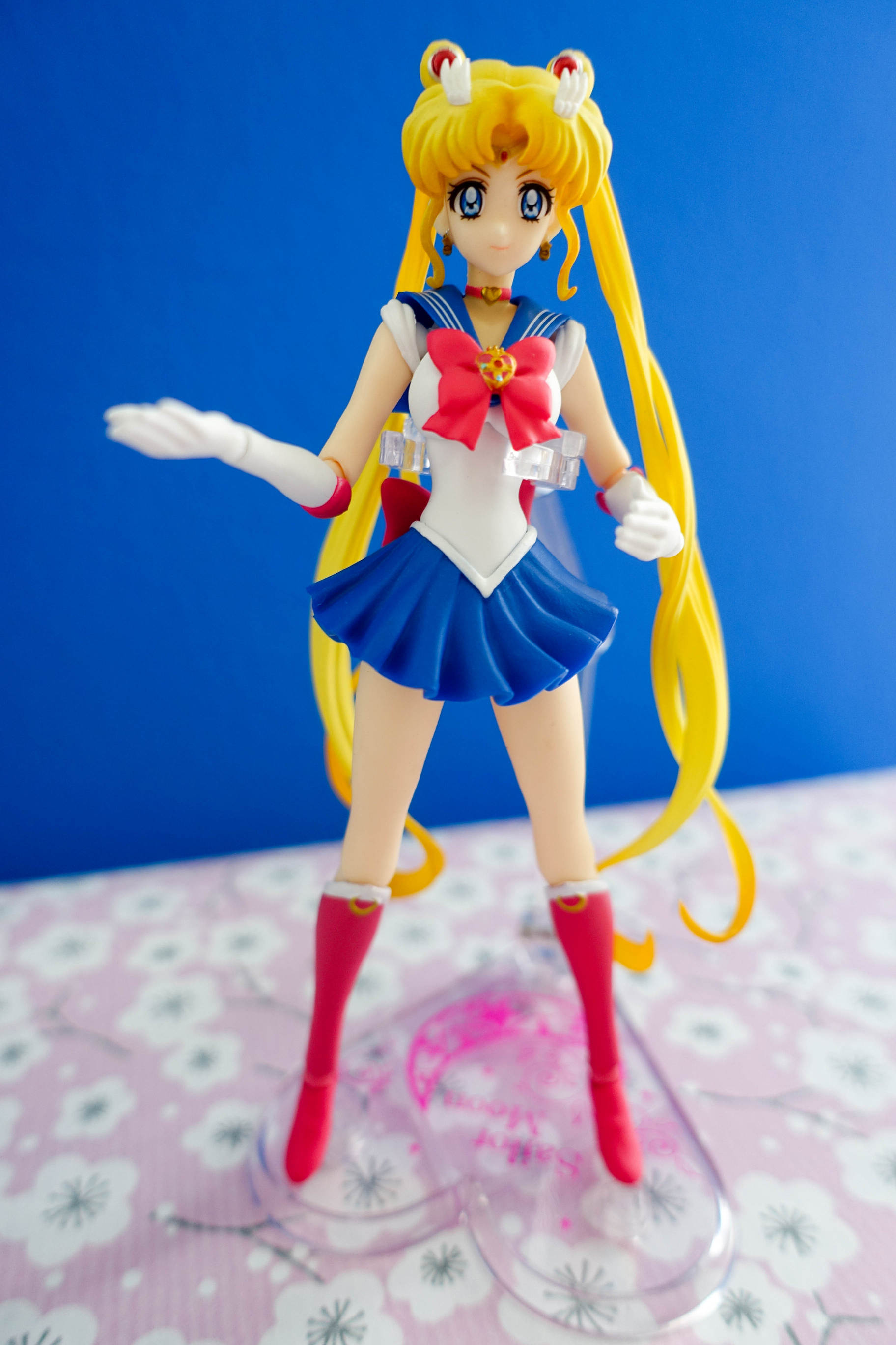 S.H.Figuarts Sailor Moon - Sailor Moon Crystal Action Figure 