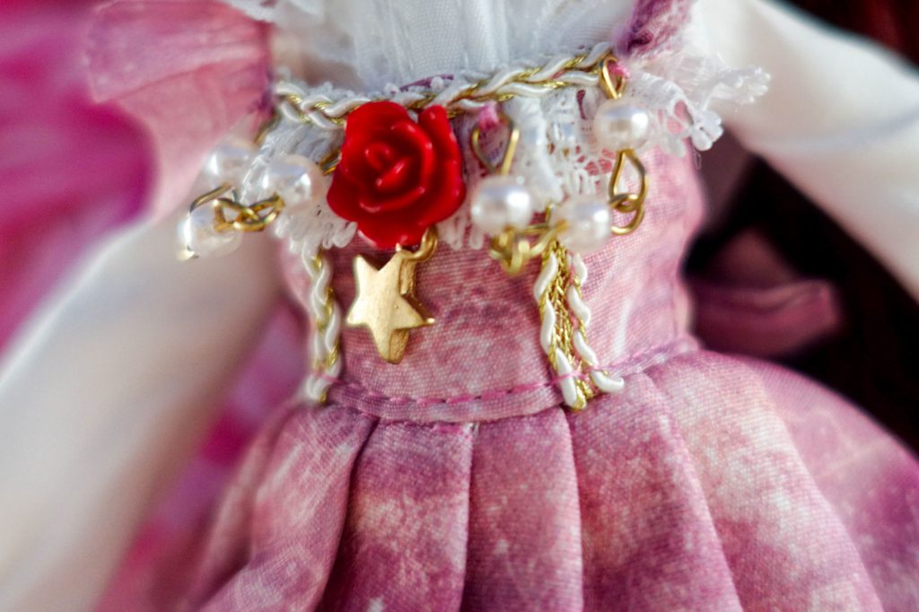 The Rose's bodice