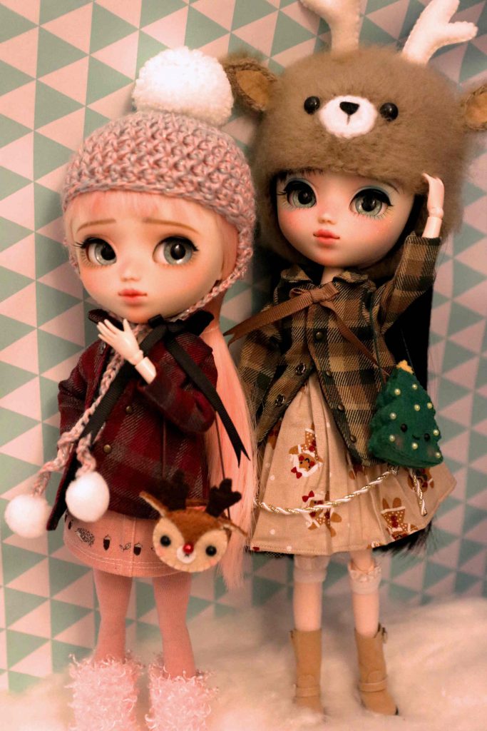 Ruri and Mayu in winter gear.