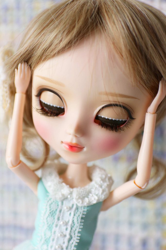 Pullip Cassie's eyelids!